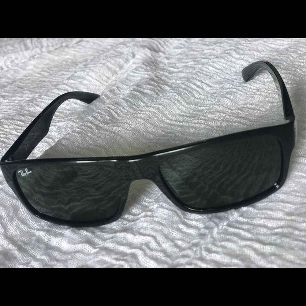 Rayban RB4205ML-Black *NEW
